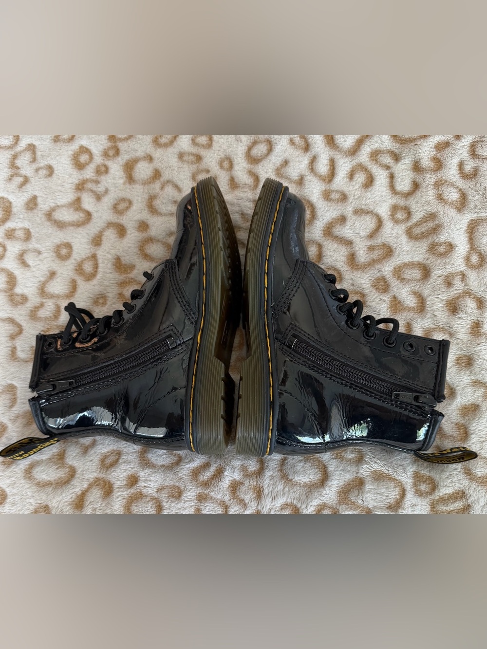 Dr. Martens 1460 Boots Black Patent Leather
Kids Size: 11 (Youth) - Picture 6 of 11